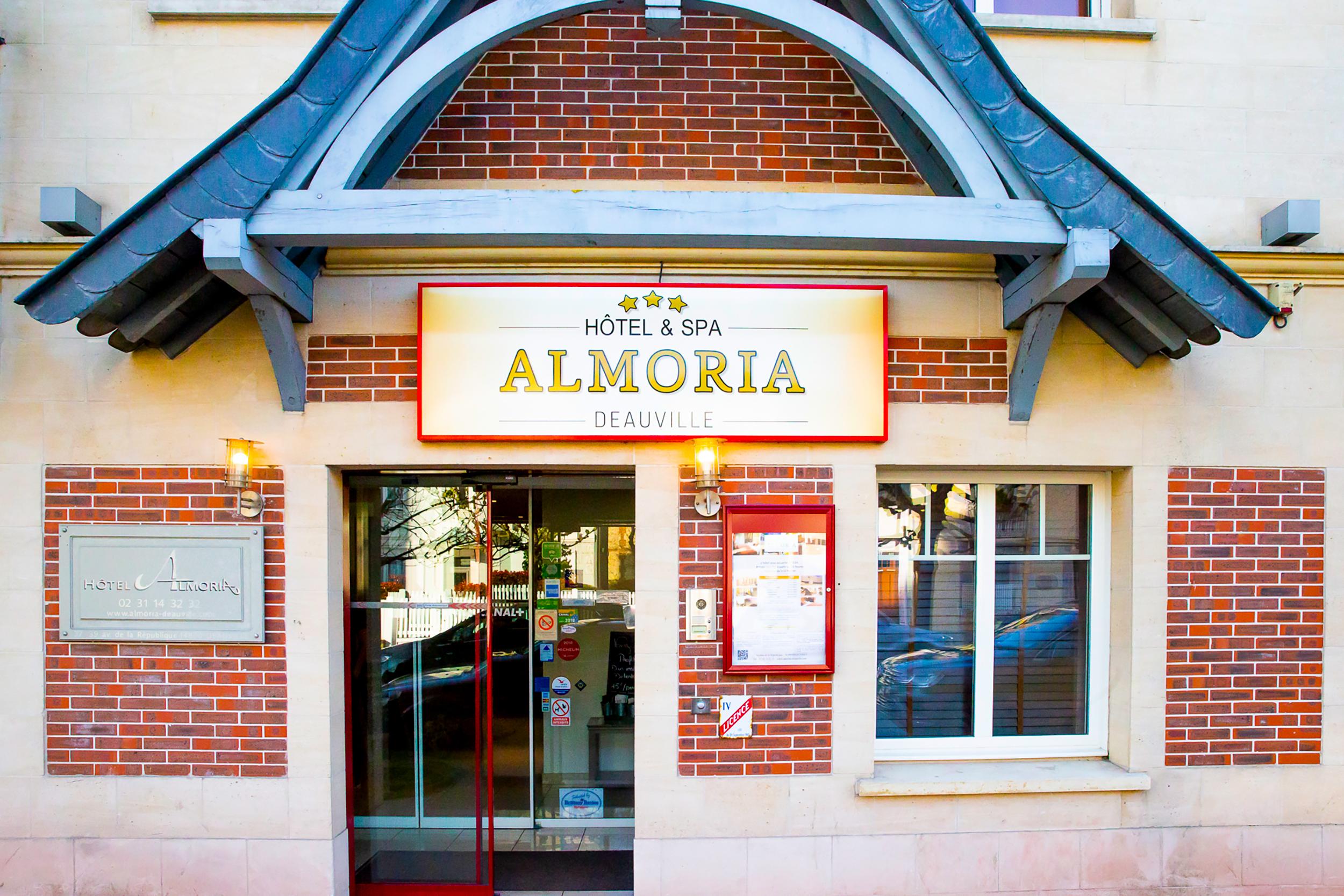 Almoria Hotel & Spa Deauville Eksteriør billede